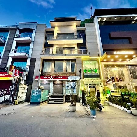 Hotel The Imperio New Delhi Exterior foto
